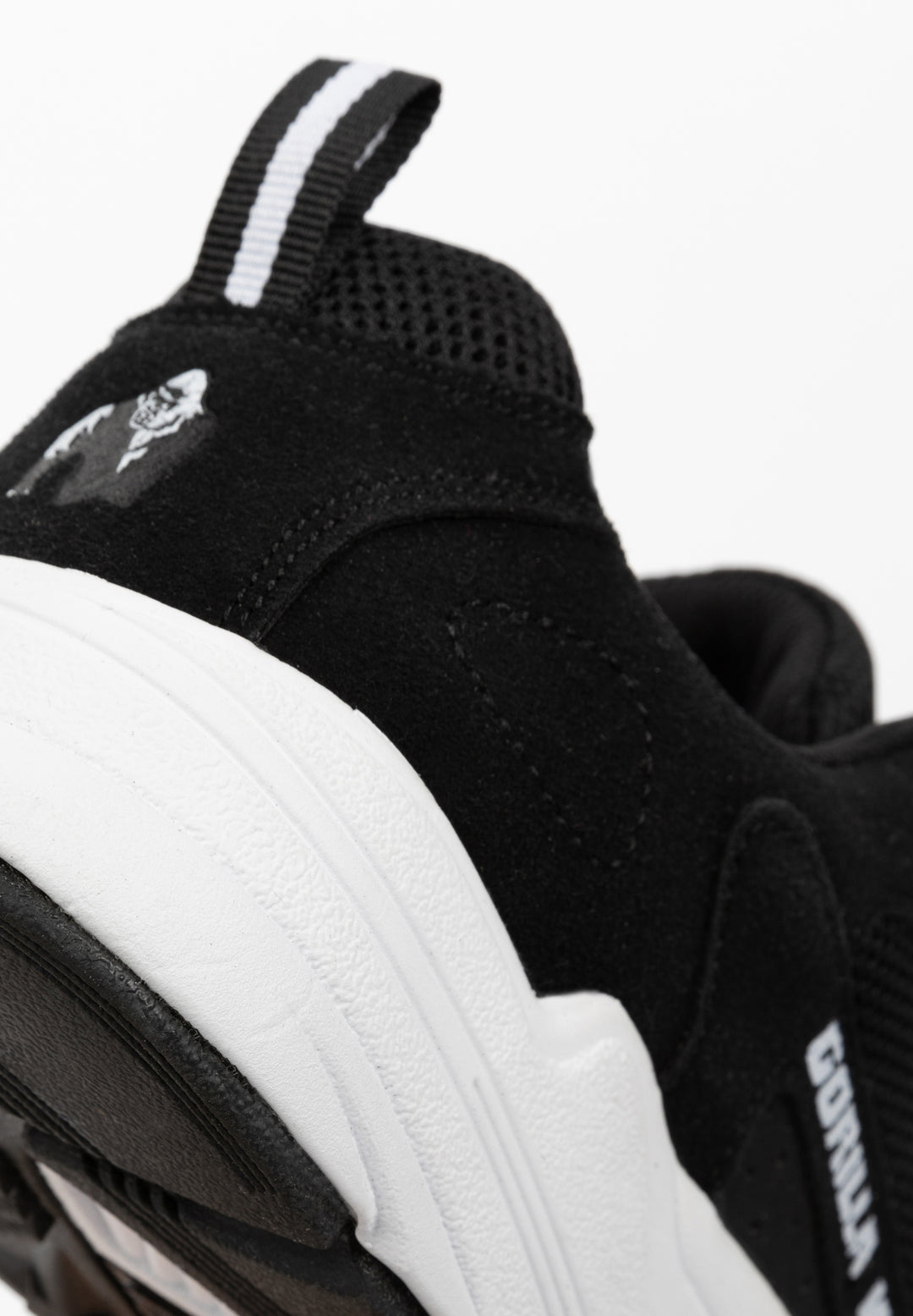Newport  Sneakers– Refurbished