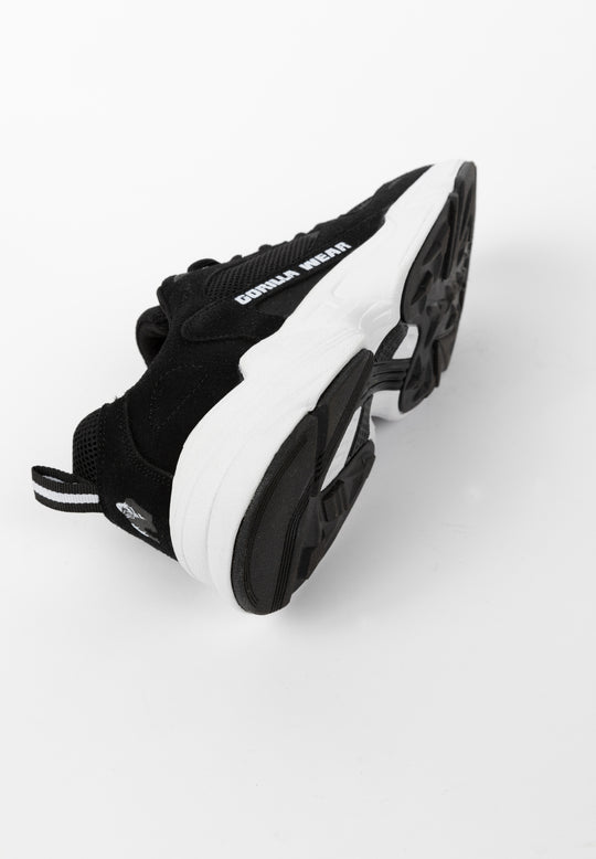 Newport  Sneakers– Refurbished