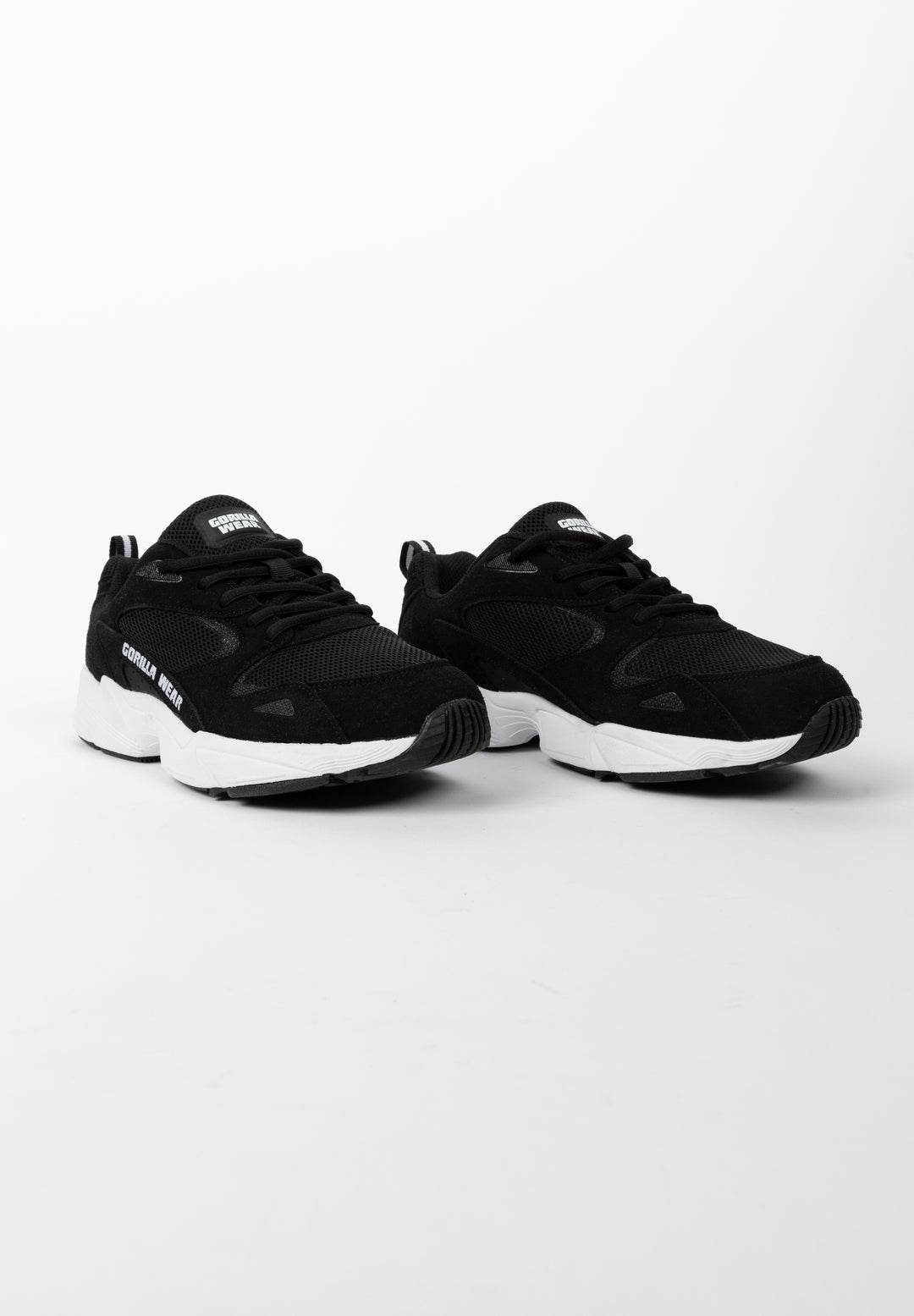 Newport  Sneakers– Refurbished