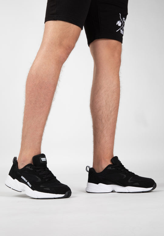 Newport  Sneakers– Refurbished